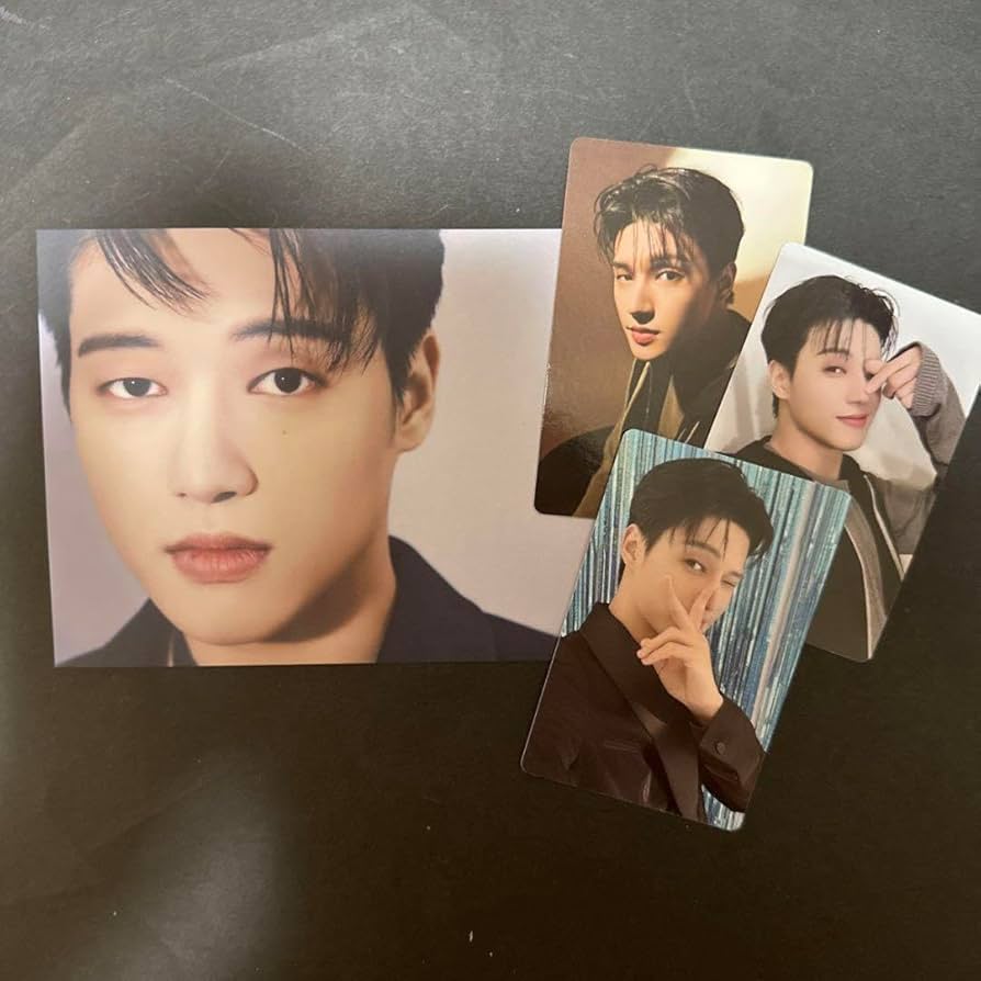 ウヨン 公式うちわセット ATEEZ